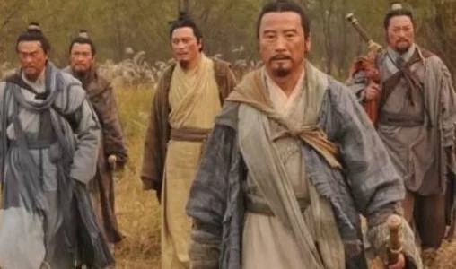 大器晚成的名人例子有哪些？