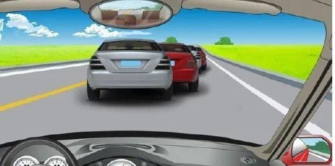 驾驶机动车在车道减少的路口，遇到前方车辆依次停车或缓慢行驶时怎么办？