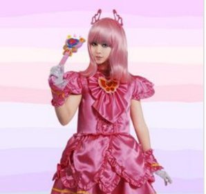 巴啦啦小魔仙真人装扮是什么？