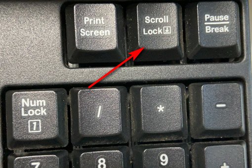 键盘第三个灯怎么关