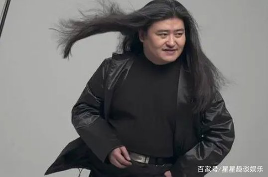 现已58岁的歌王刘欢病情恶化，爱人每日寸步不离的照顾他，究竟是什么病？