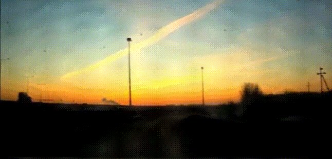 UFO追上、撞击凌空爆炸！2013年俄罗斯陨石事件到底是什么情况？