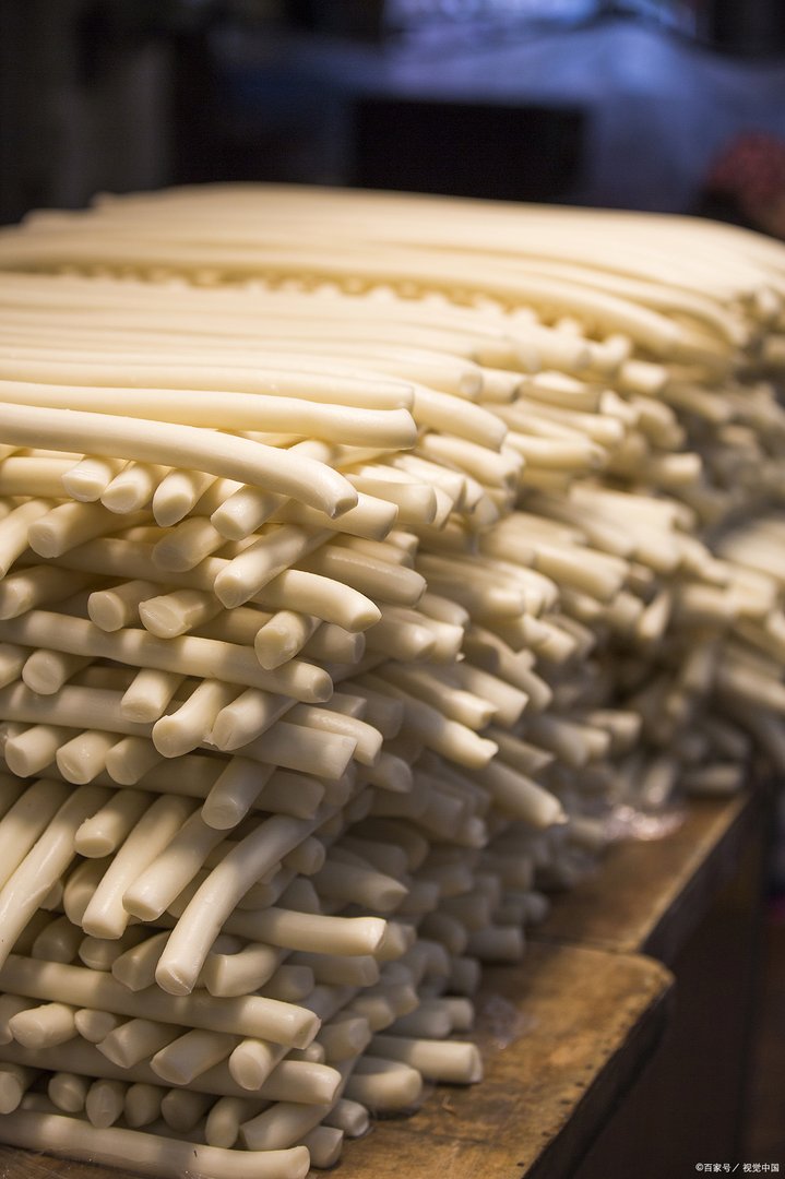 吃年糕的习俗，与哪位历史人物有关？