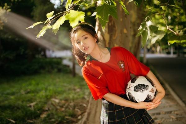 丁禹兮和赵露思私下的感情如何？