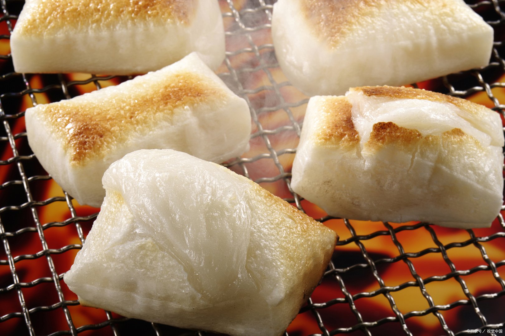 吃年糕的习俗，与哪位历史人物有关？