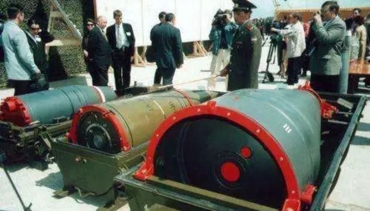 中国核弹头数量并不多，为什么各国反而很小心