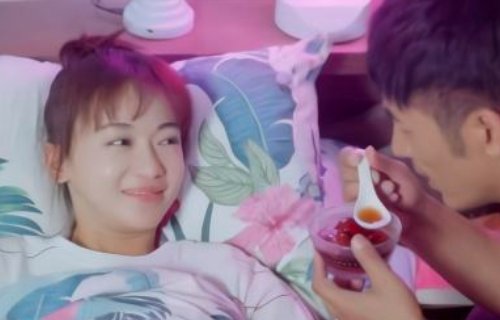 女生肚子疼怎么安慰