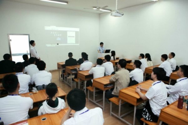 黑马这个培训机构好吗，我身边好多人都进了这