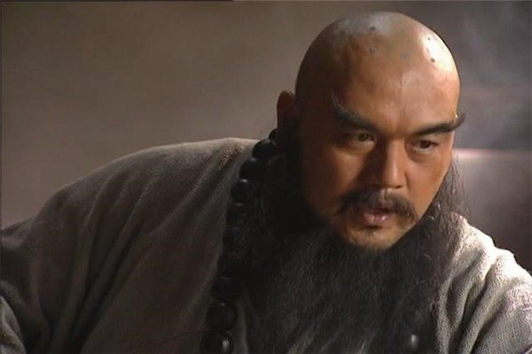 鲁智深原本担任“提辖官”，放今天官职有多高？