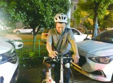 半夜活跃在街头做“代驾”的人，一个月究竟能赚多少钱？