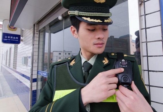 单警执法记录仪存储满了怎么删除?