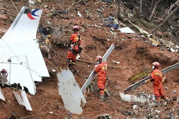 东航飞行事故为何非常复杂?专家解读