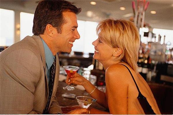 前女友和现女友吵架怎么办？