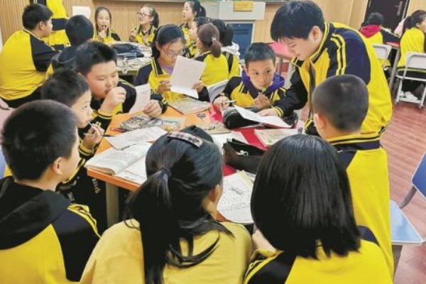 天心随律转的意思