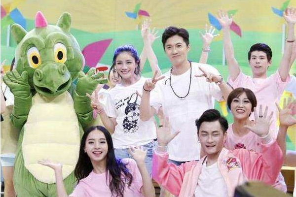 小神龙俱乐部是怎样一档节目，历任主持都有谁？