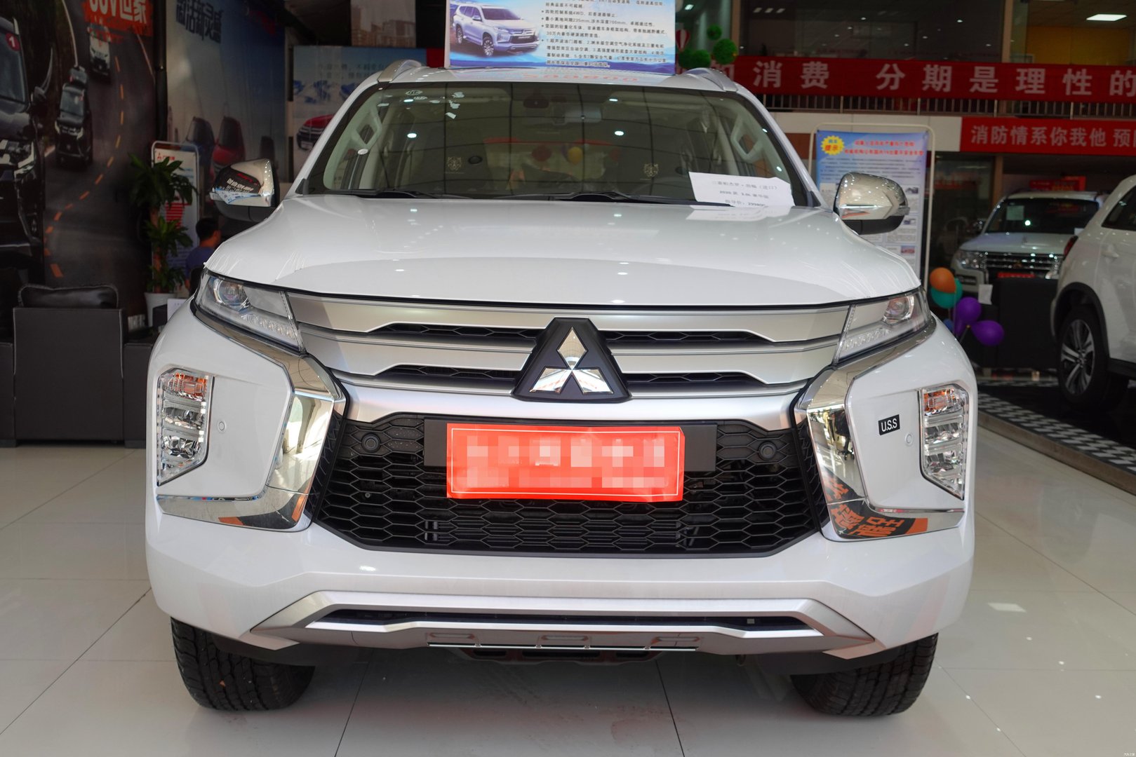 西安本地到店实拍：不到30万最硬派的越野车-三菱帕杰罗·劲畅