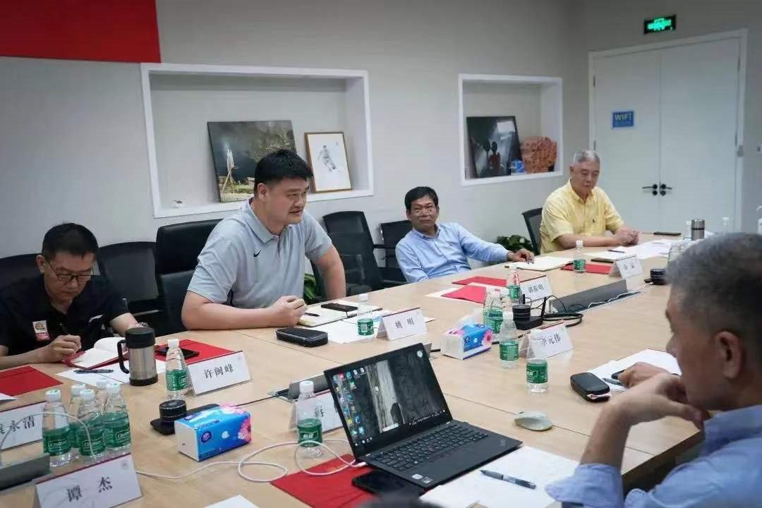 首届中国篮球名人堂25人名单公布,都有哪些球员入选?