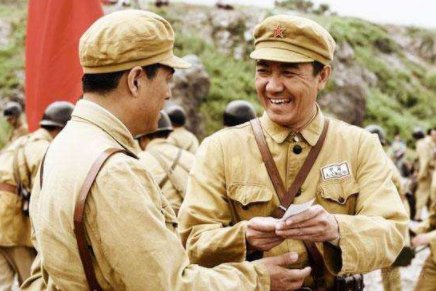 电视剧（沧海）中李山魁逃票是第几集