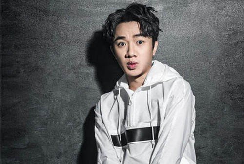 王祖蓝的父亲是谁？