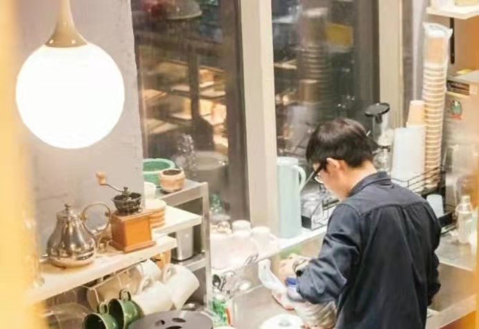 杭州一家面包店4年送出3万个面包,这家店这么做的初衷是什么?