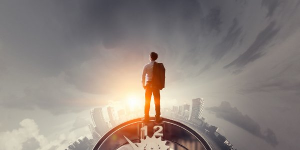 感觉时间过得特别慢时候是什么时候