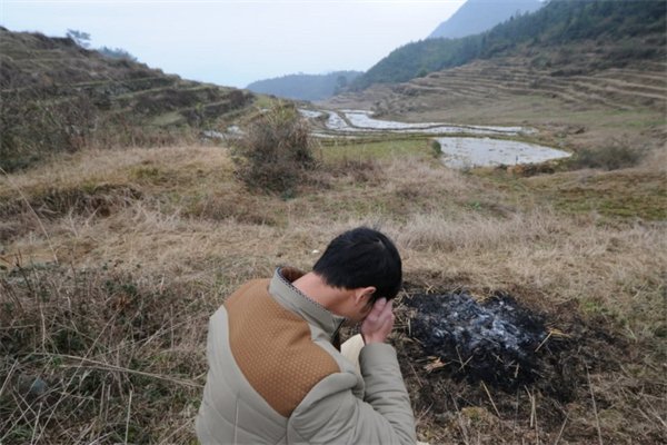 湘西农村男青年“脱单难”报告发布背后，折射出了农村的哪些问题？