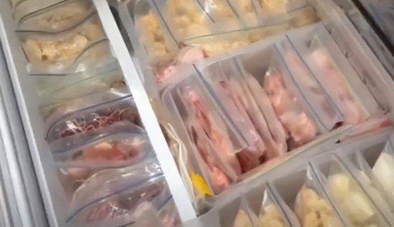 上海女子晒隔离34天后的冰箱，花6分钟数完，冰箱里都有哪些物资？