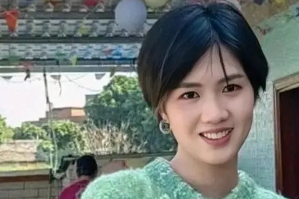 梁玉莹为什么叫表妹