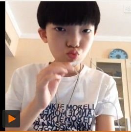 千变小宝贝的人物经历