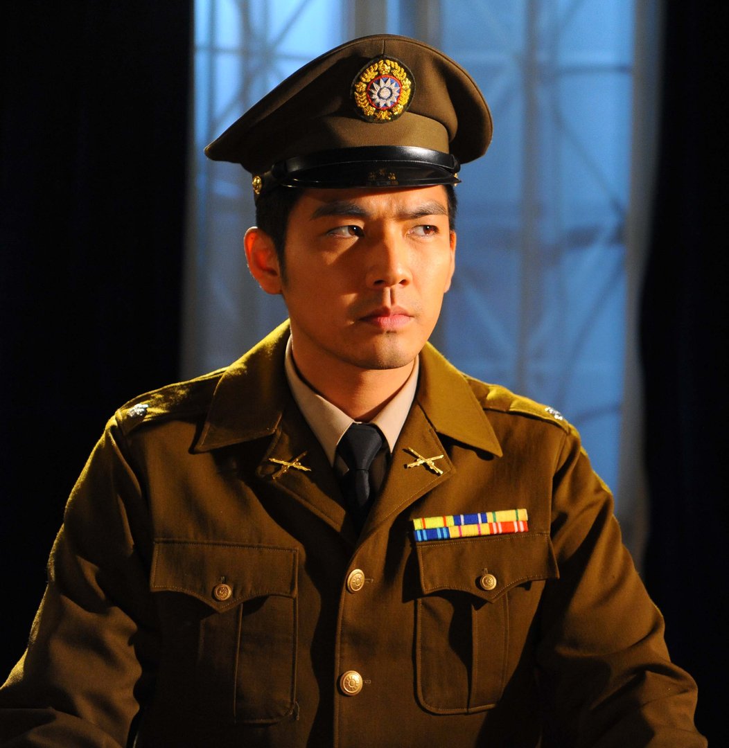 梁冬哥的人物资料