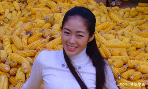 赵本山最漂亮的五个女徒弟，最后一个裸死草丛中，死因至今成迷，都是谁？