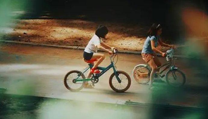 旧人不知我近况新人不知我过往什么意思