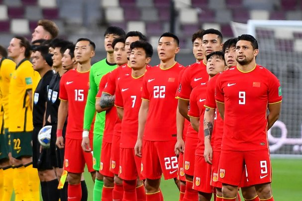 人民网热评：冯潇霆们不能太玻璃心，他们该反思什么？