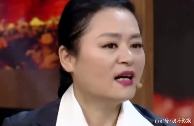 打败韦唯毛阿敏，却被亲弟弟砸成脑震荡，一代歌后为何沦落到做保姆来谋生？