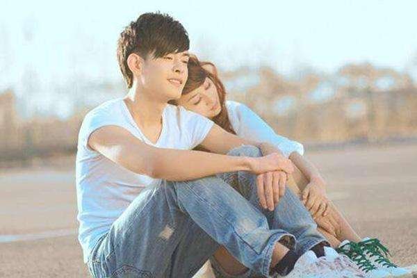 女朋友坐大腿上对男性的影响有哪些？