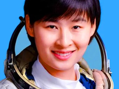 航天员刘洋的年龄