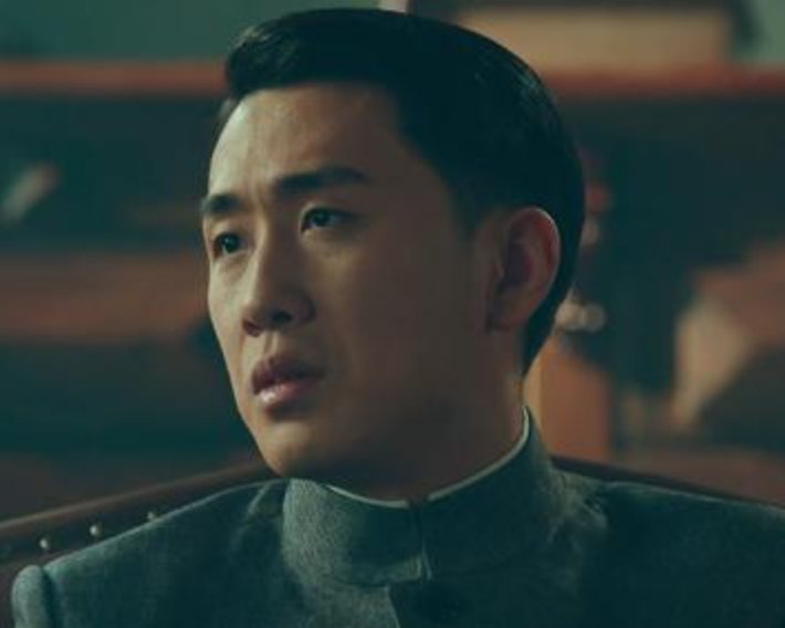 电视剧局中人中的常先生是谁？