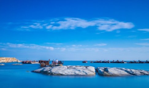 一边“查处”一边通过，葫芦岛的葫芦里装的什么药？