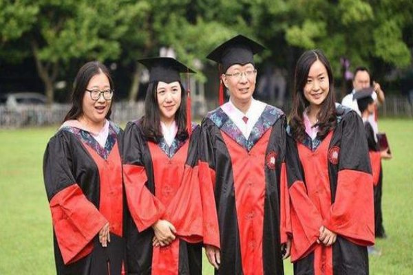 少年班是大学学历吗?