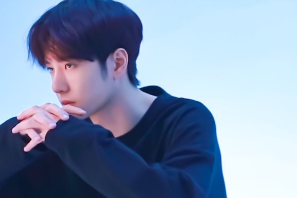 曾宝仪上《天天向上》狂夸王一博，娱乐圈的明星究竟有多现实？