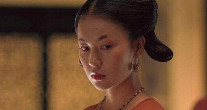 夜宴中的婉后是被谁杀死的？