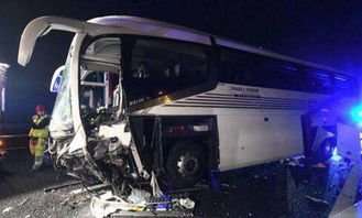 河北载50名学生客车与货车相撞致1死,这起事故究竟是谁的责任?