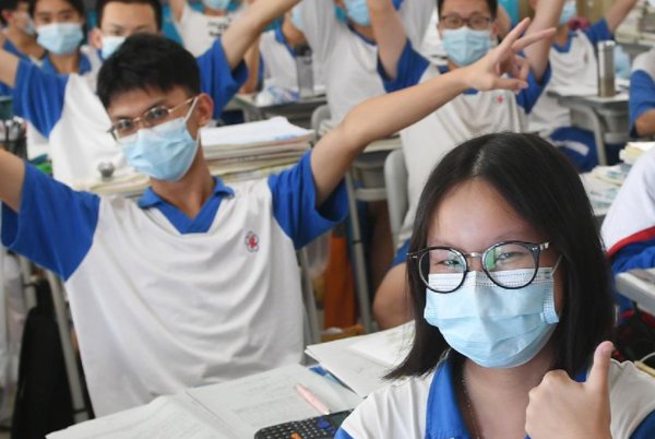 中国高考最高分是多少?