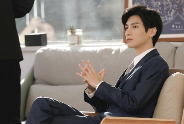 半是蜜糖半是伤什么时候上映的