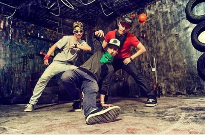 好听有创意的街舞队名，名字要跟舞蹈有关的内涵，急急急