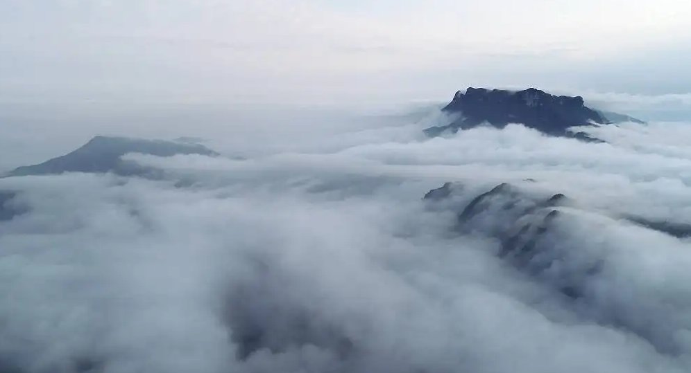 描写雾气蒙蒙的优美句子