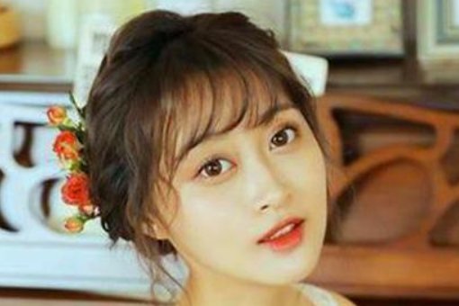 巴啦啦小魔仙里的美琪是谁演的啊？