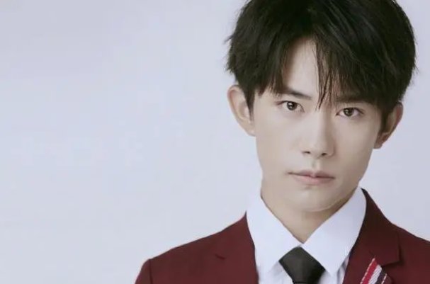 跨年演唱会易烊千玺在哪个台