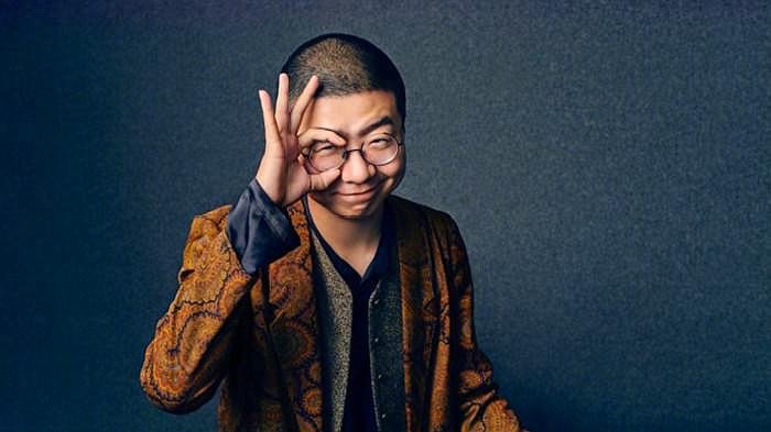 李诞说不要跟社会撒娇，你同意李诞的说法吗？