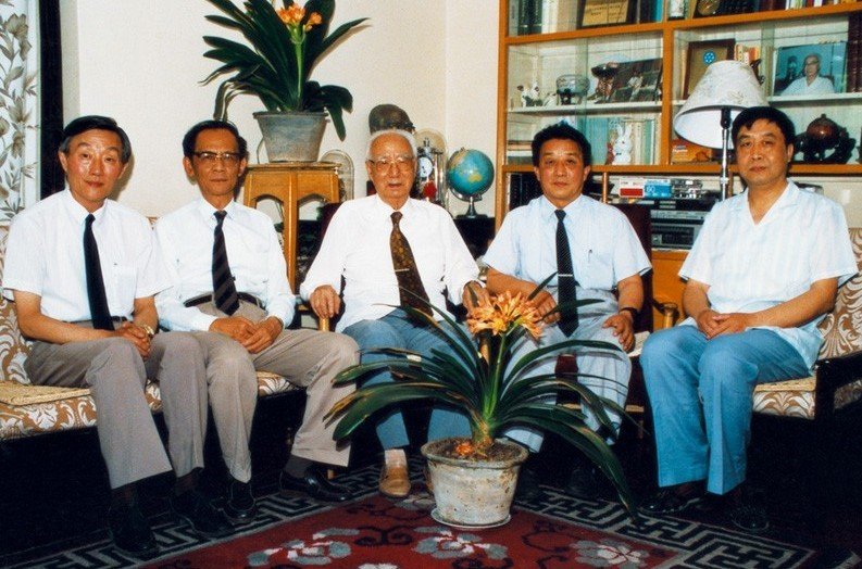 张克潜的教育事业